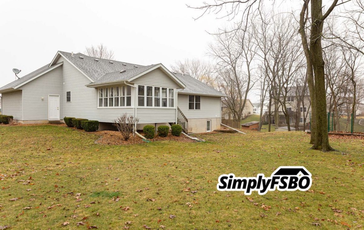 Simply FSBO 501 East 14th Ave Court, Coal Valley, IL